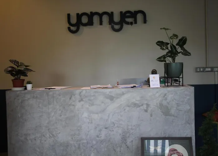 ホステル Yam Yen *